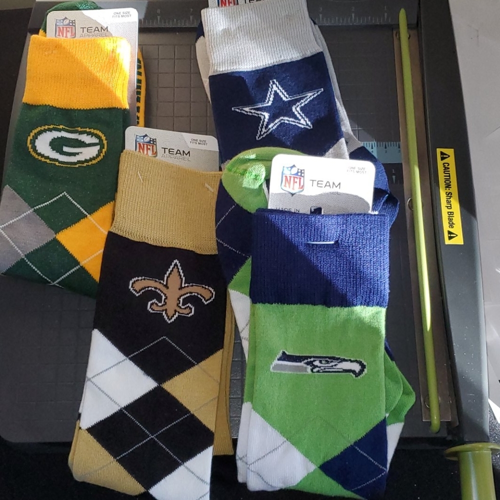 NFL Argyle Socks - Picture 7 of 7